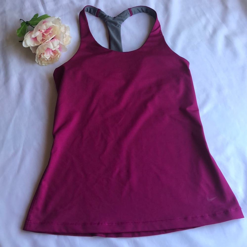Nike dri fit work out top Size M
